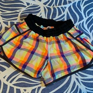 Size 6 lululemon running shorts
